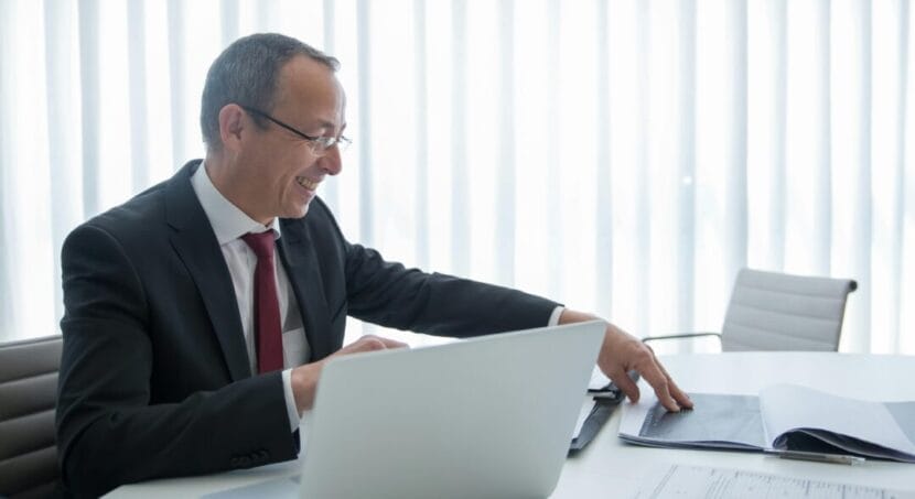 Smiling SpineLegal Lawyer